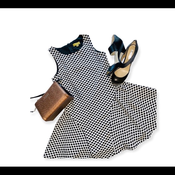 Nicole Miller Dresses & Skirts - Nicole Miller Mini Dress Sz S